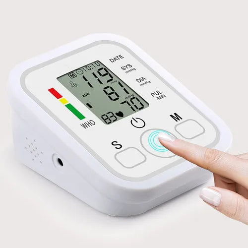 Tensiómetro Digital De Brazo Medidor Presion Arterial Pulso Color Blanco